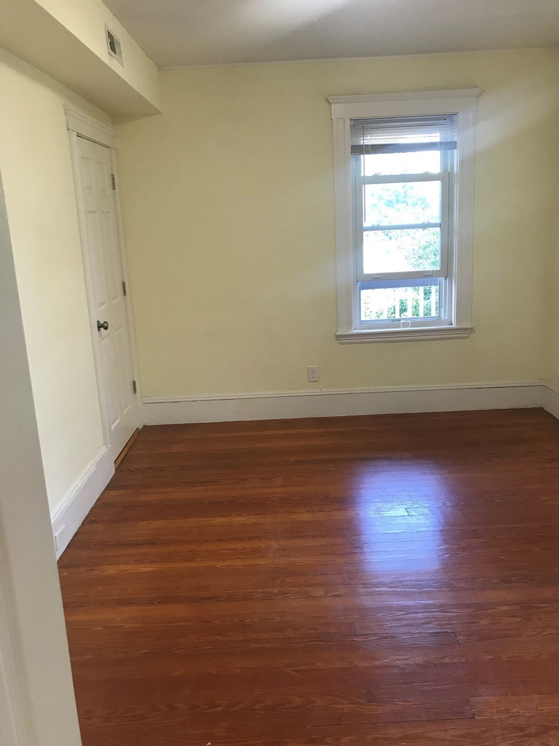 65 Conwell Avenue # 2 Property Photo 11