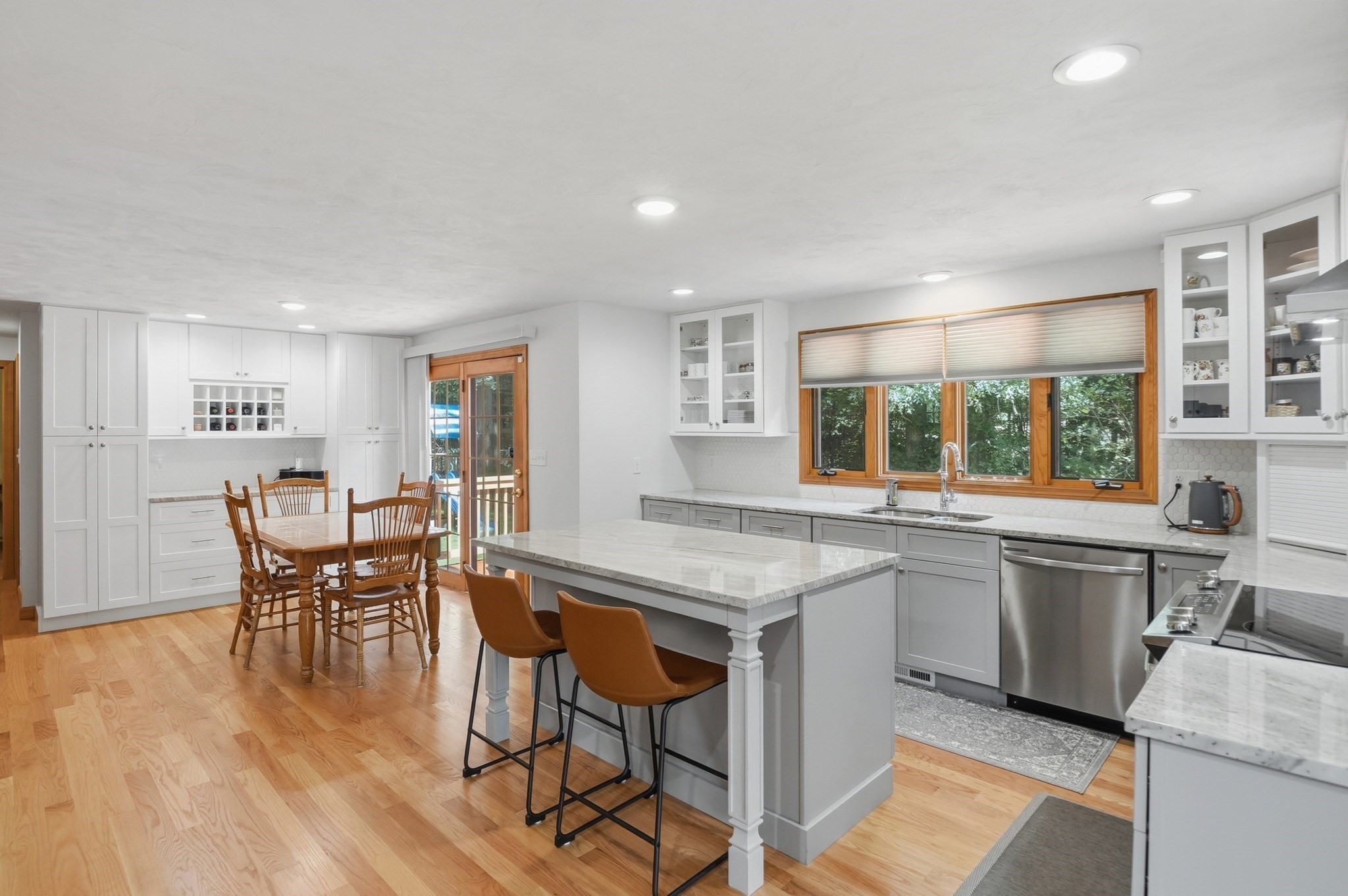 19 Jencks Road Property Photo 6
