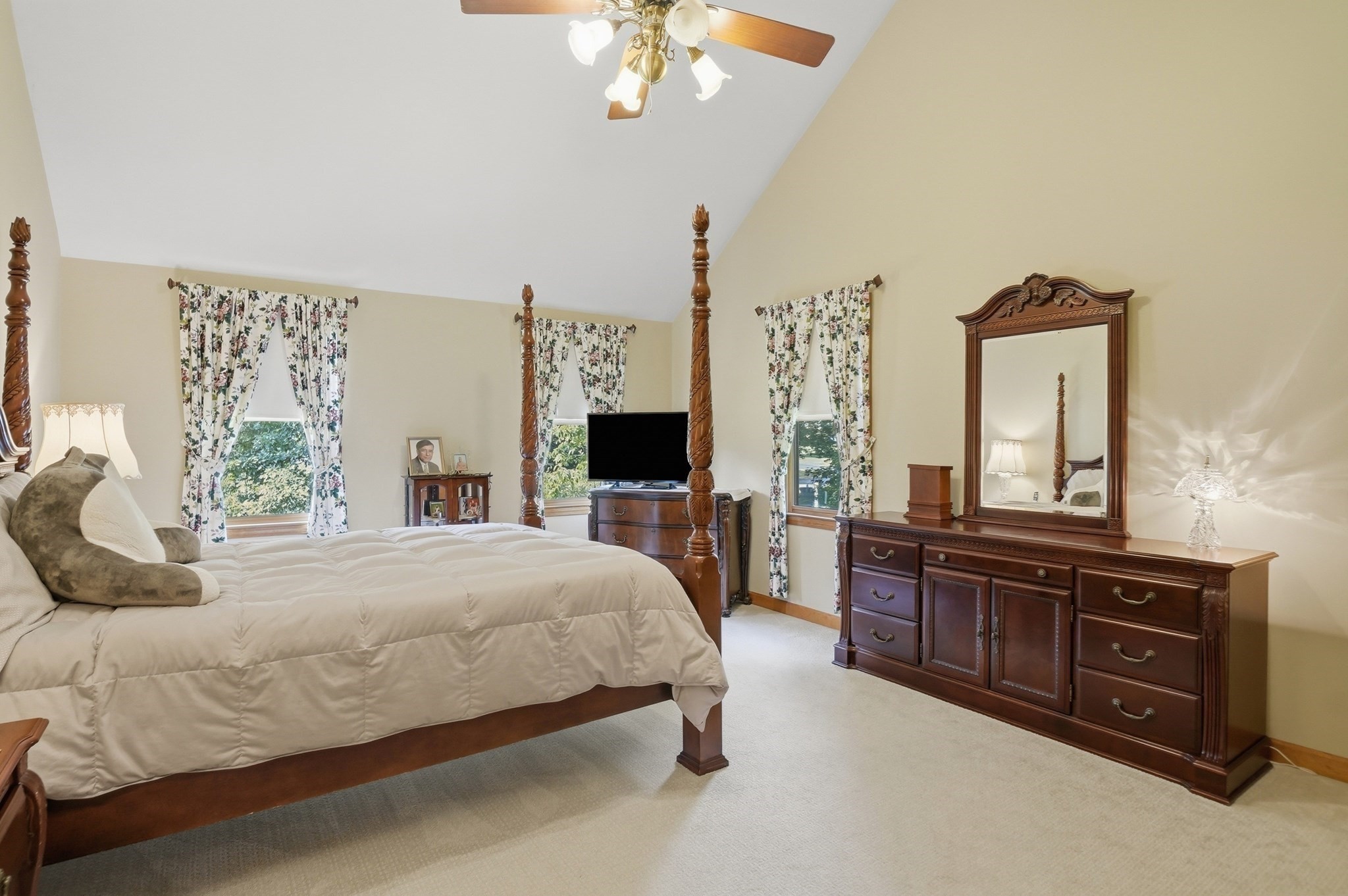 19 Jencks Road Property Photo 24