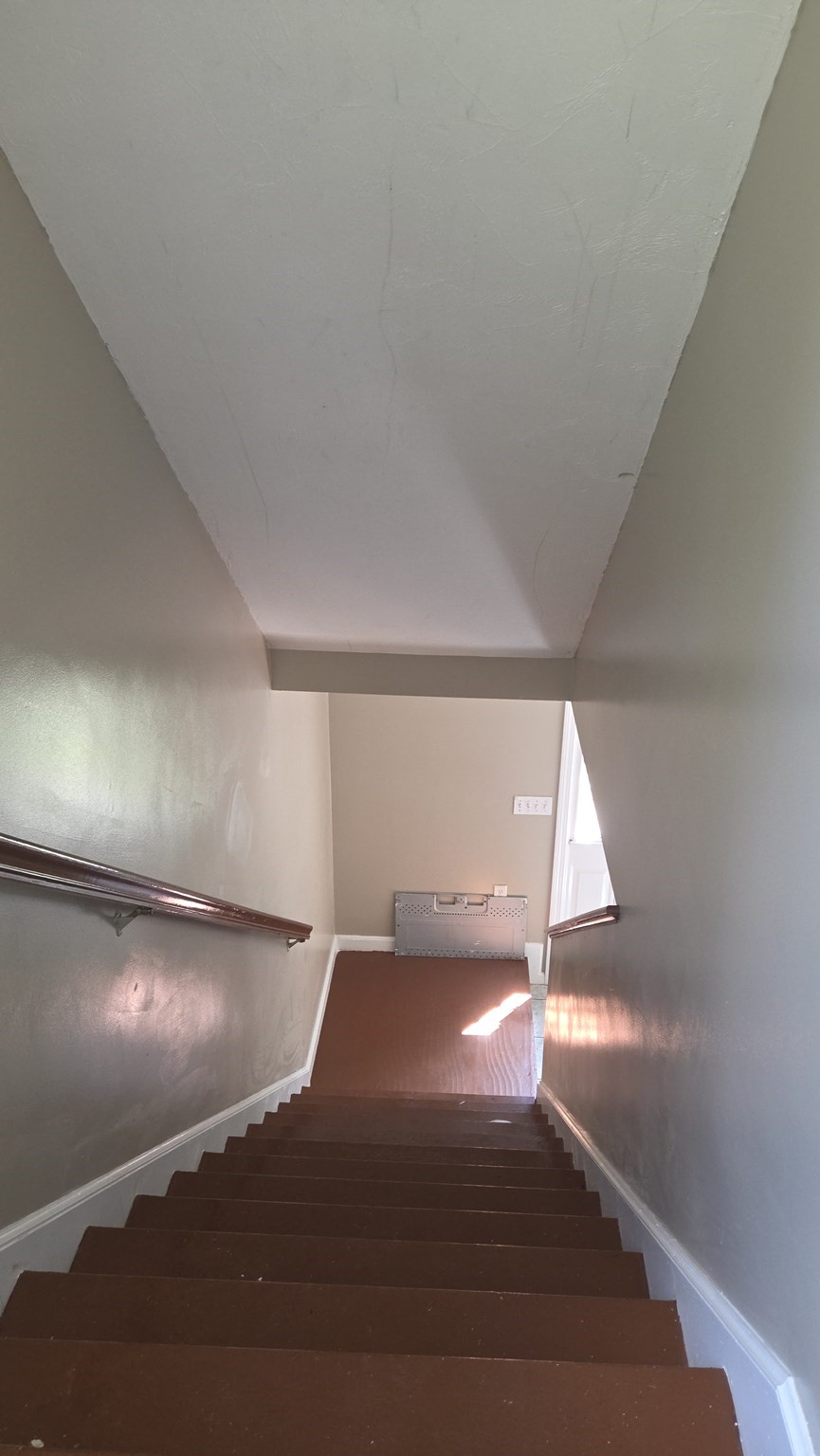 133 Park Ave Property Photo 8