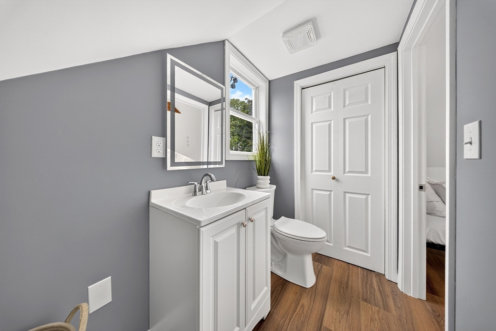 11 S Berryman St Property Photo 18