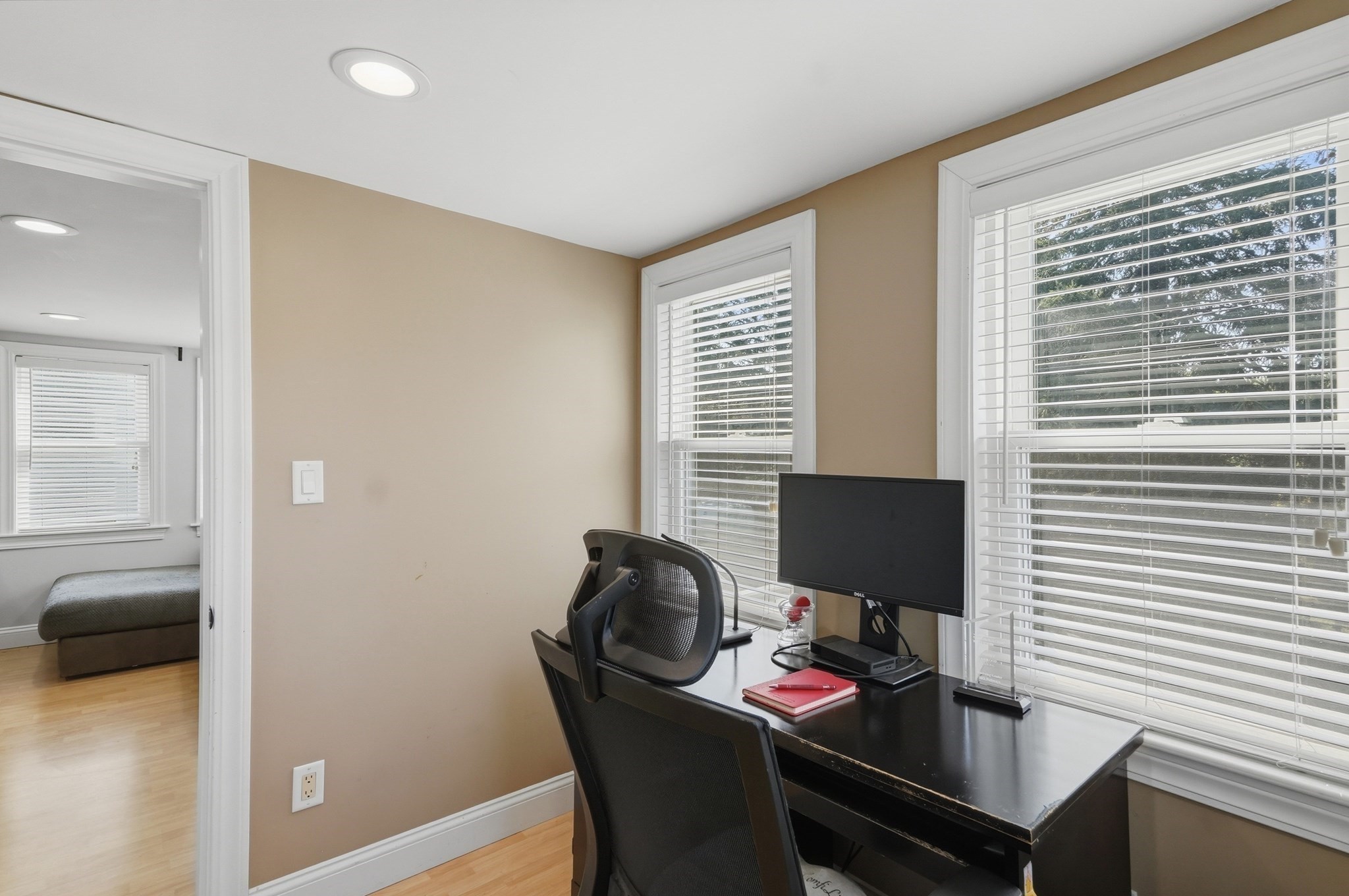 112 Stoughton St Property Photo 15
