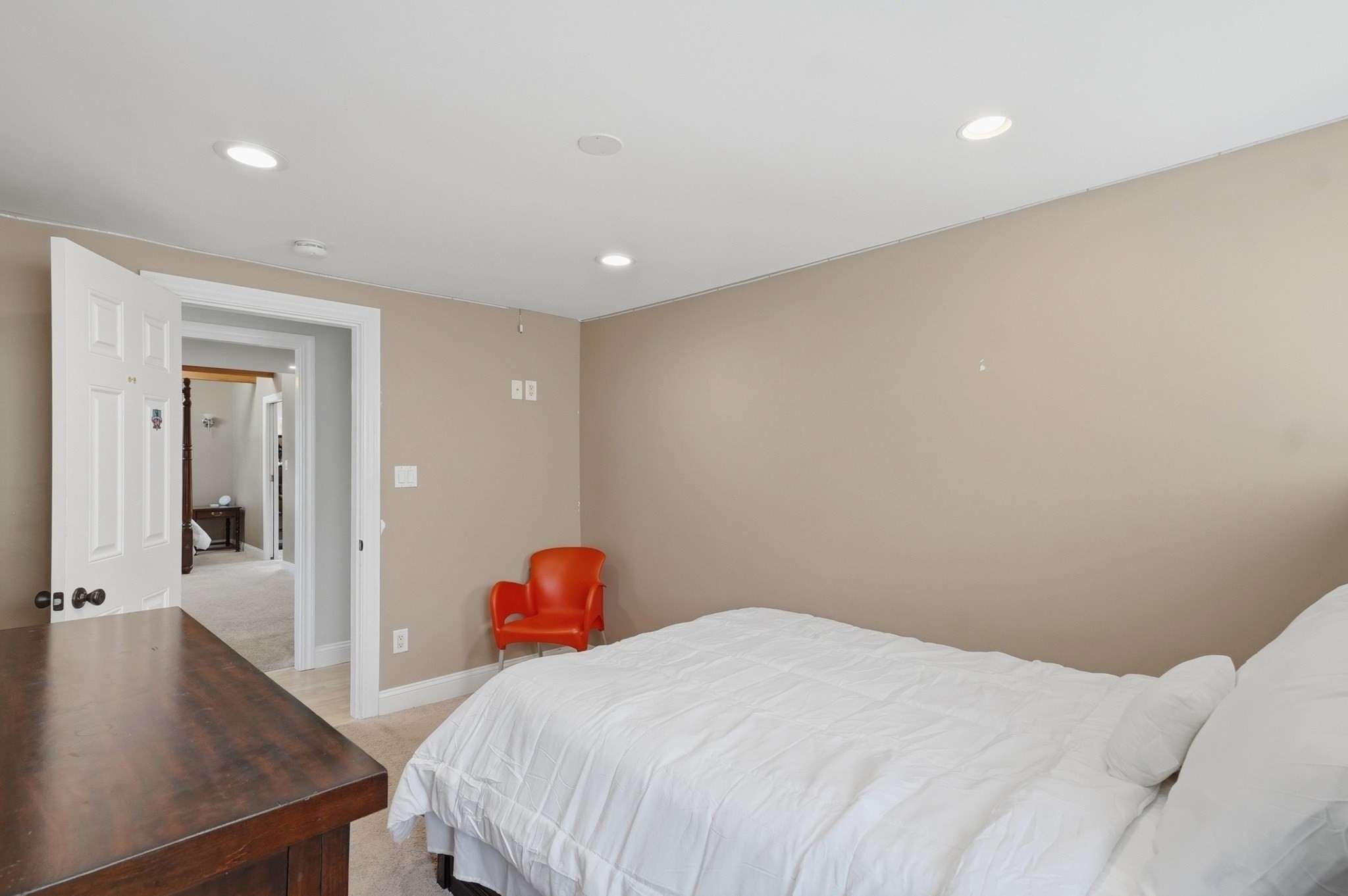 112 Stoughton St Property Photo 31
