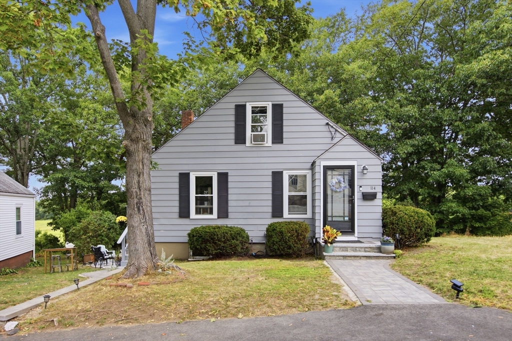114 Clinton Rd Property Photo 34