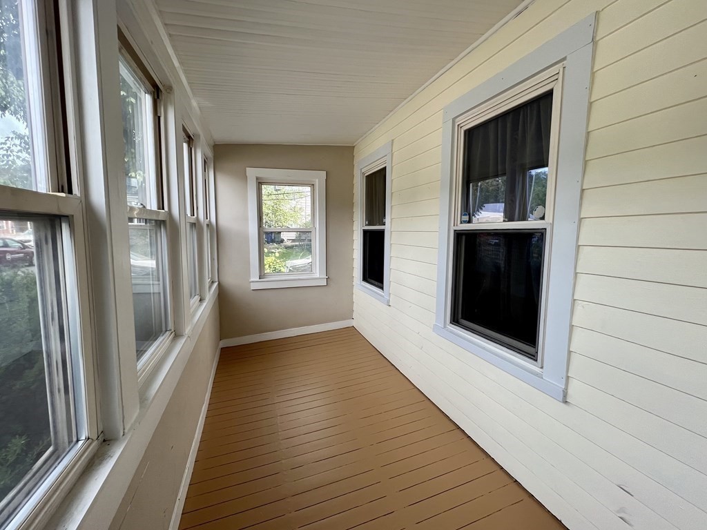 617 Main St Property Photo 19