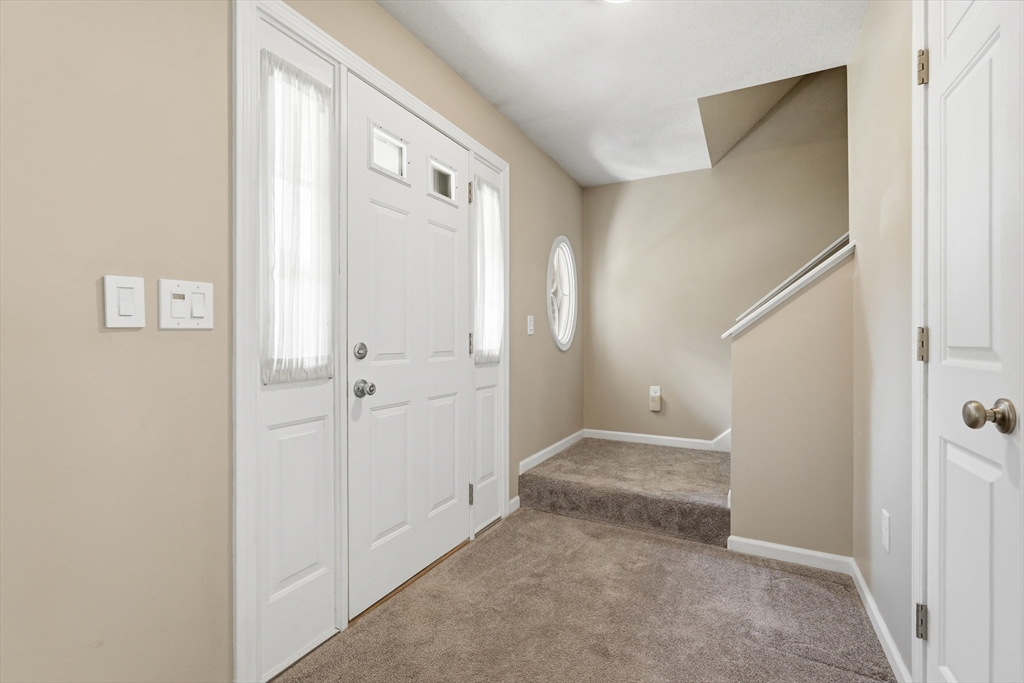 27 Judy Ln Property Photo 4