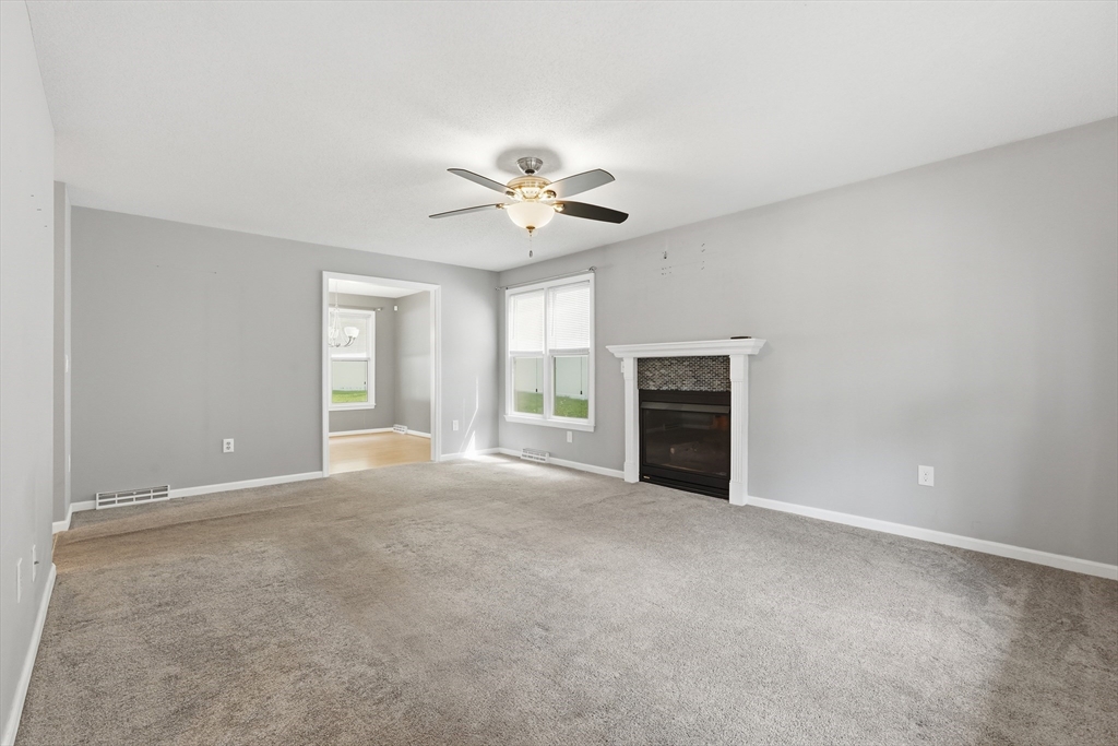 27 Judy Ln Property Photo 5