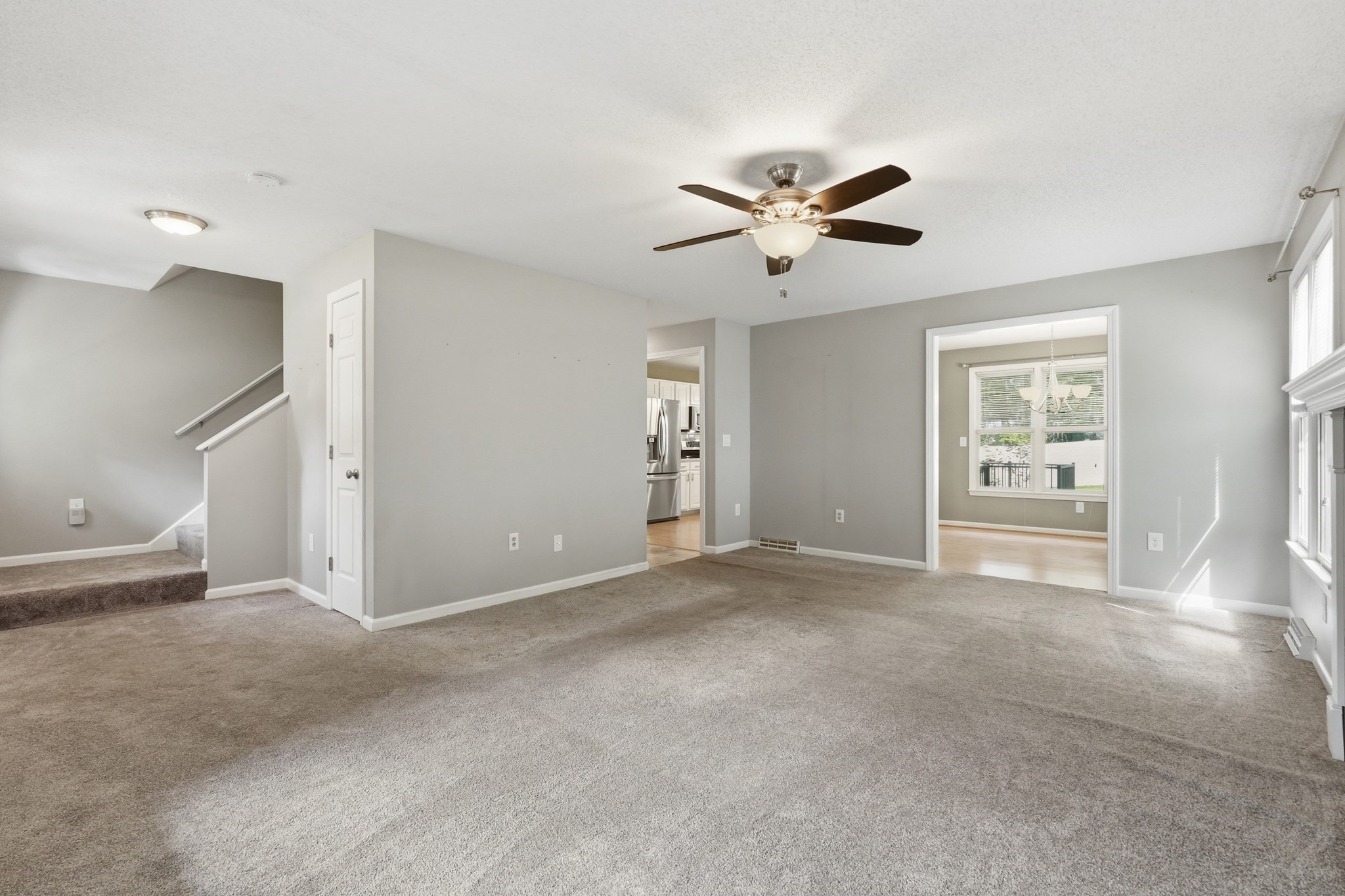 27 Judy Ln Property Photo 6