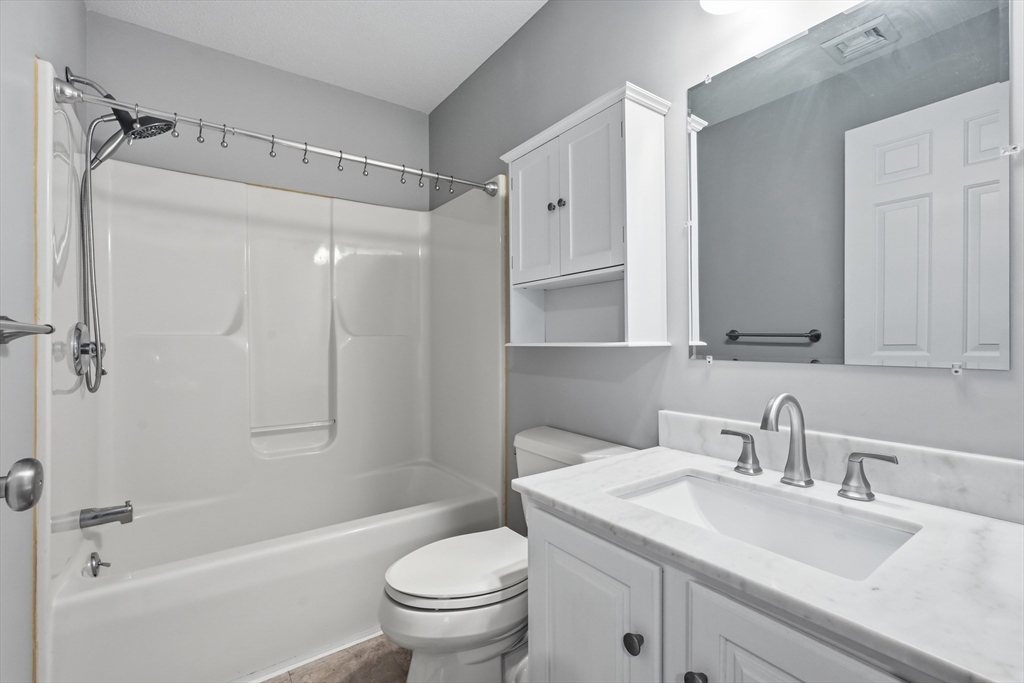 27 Judy Ln Property Photo 17