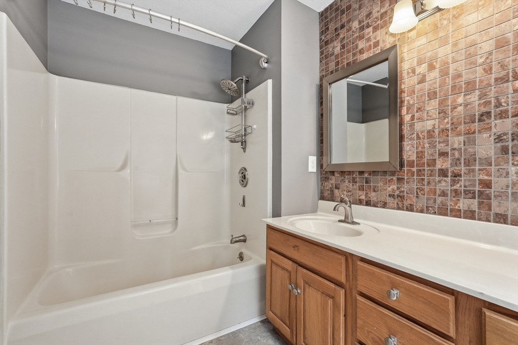 27 Judy Ln Property Photo 21