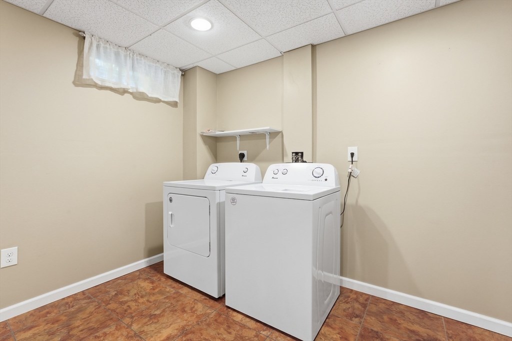27 Judy Ln Property Photo 23