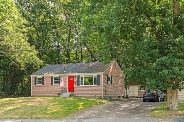 4 Edward Cody Ln