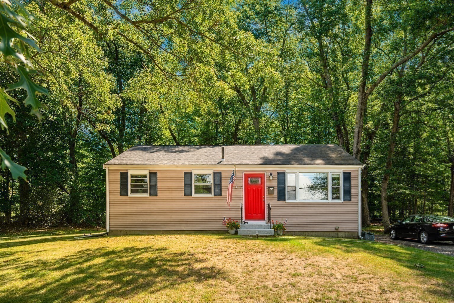 4 Edward Cody Lane Property Photo 2