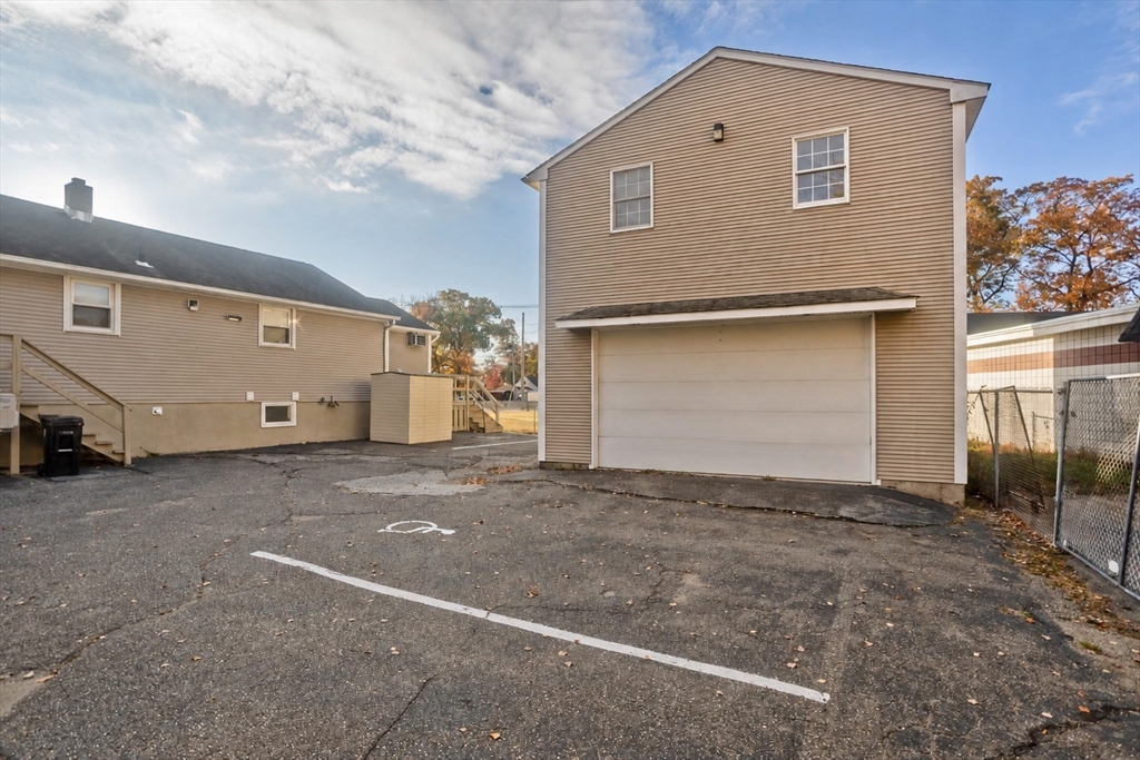 1692 Memorial Drive Property Photo 3