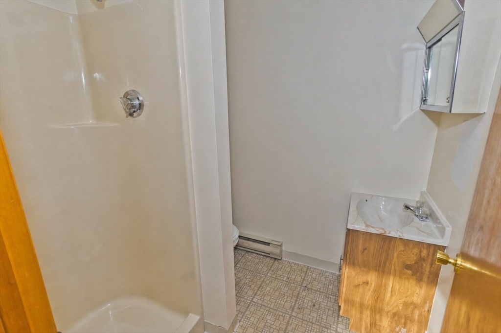 1692 Memorial Drive Property Photo 8