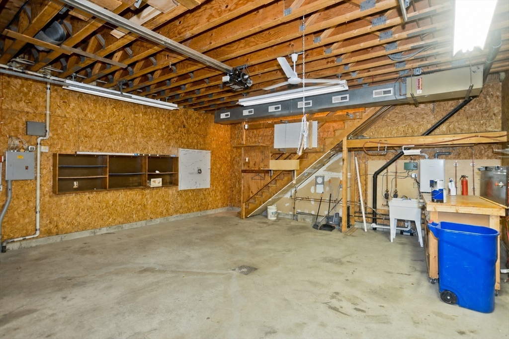 1692 Memorial Drive Property Photo 15