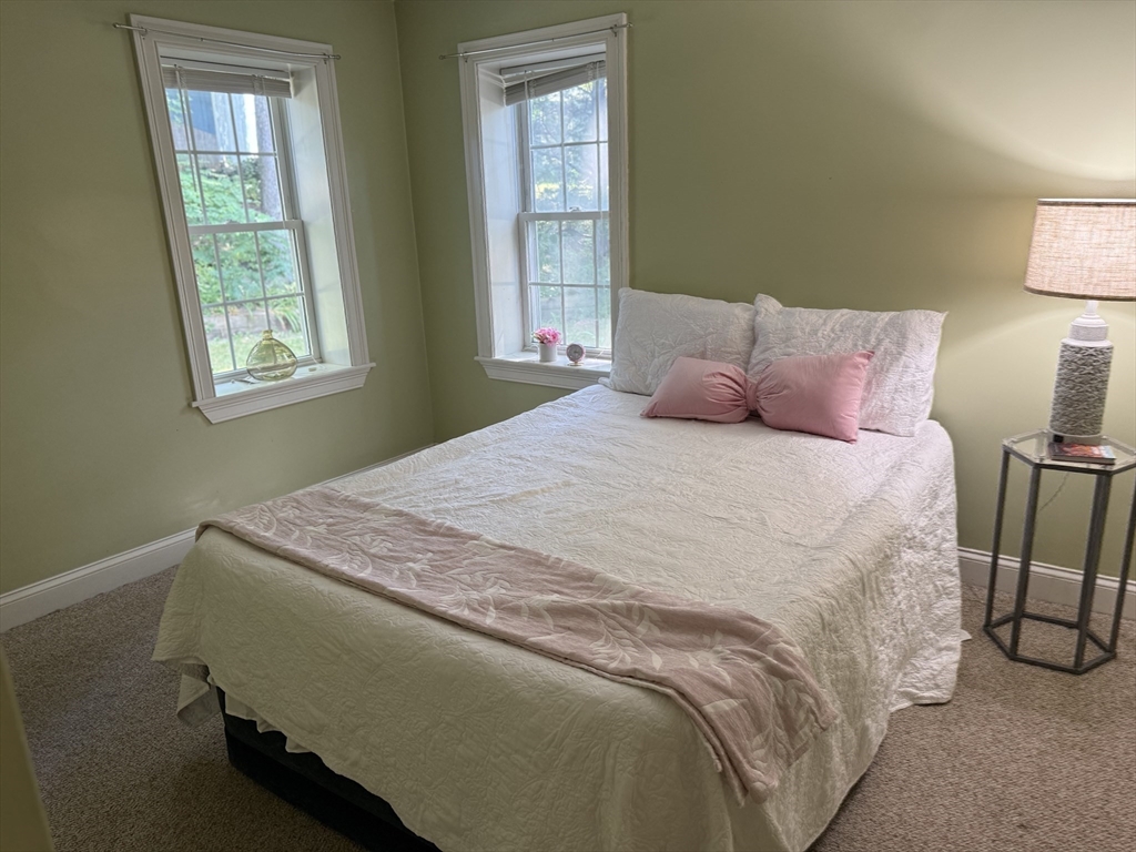 8 Warren Road Property Photo 12