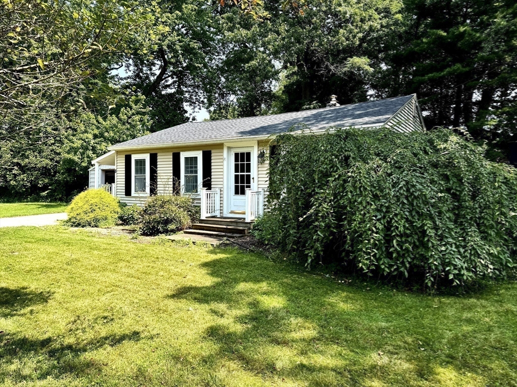 8 Warren Road Property Photo 21