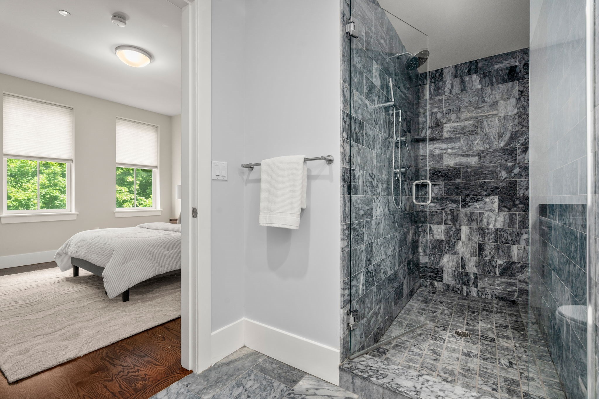 10 St George # U301 Property Photo 10