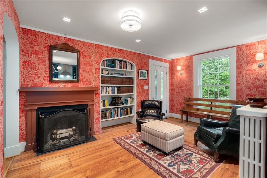 25 Farm Road Property Photo 10