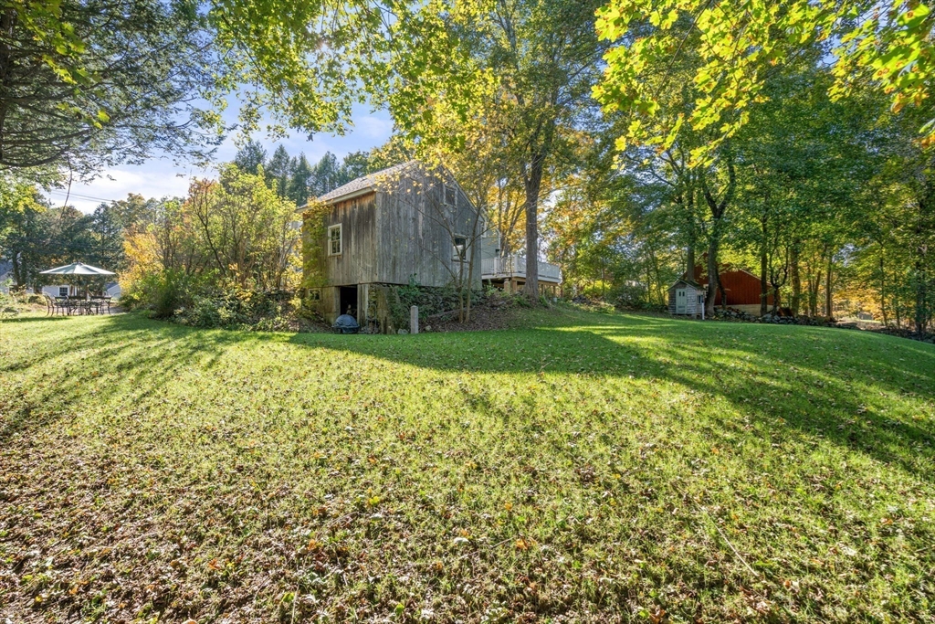 25 Farm Road Property Photo 40