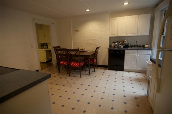 70 West Cedar Street # 1 Property Photo 8