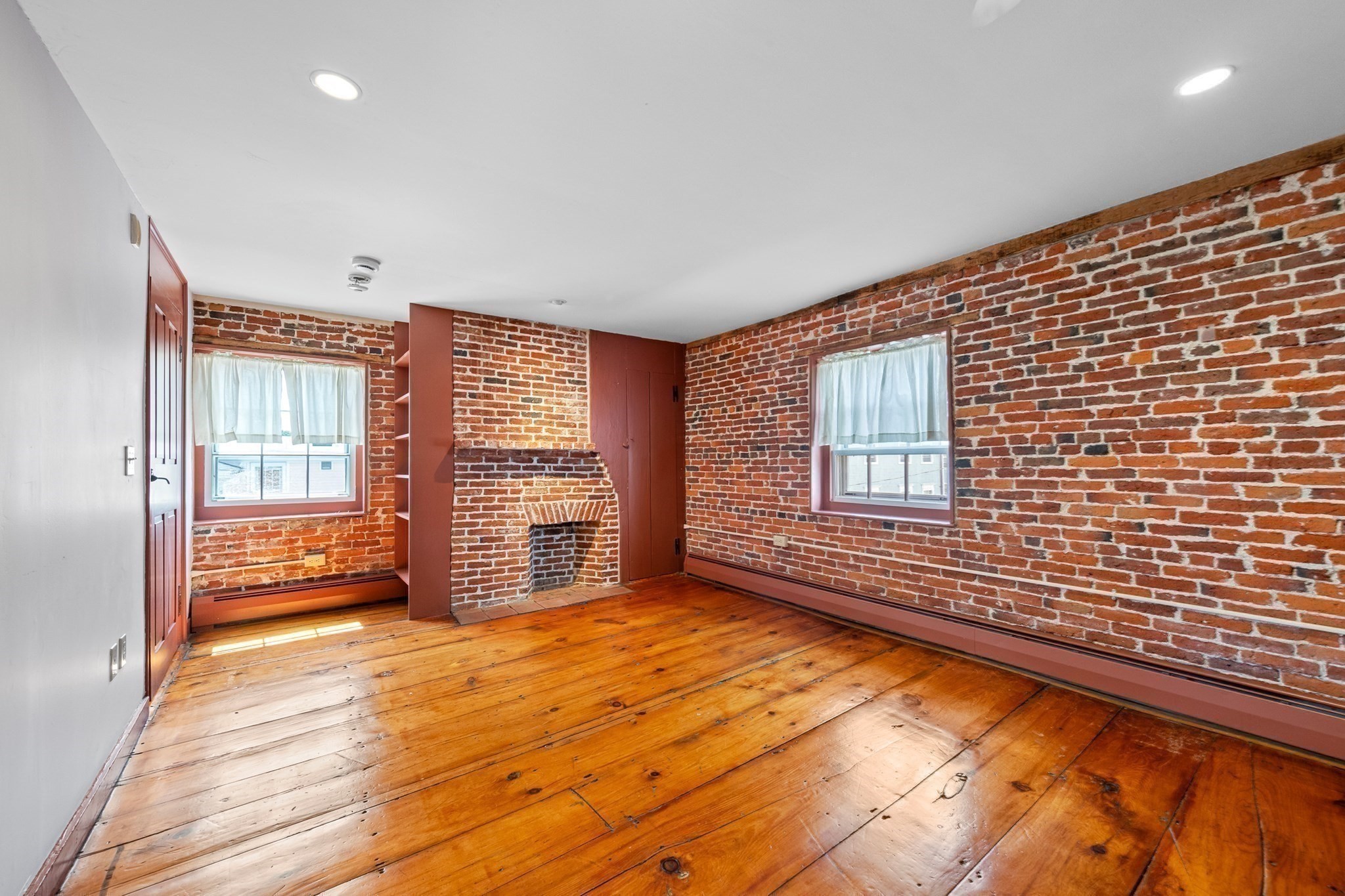 56 Lime St Property Photo 22