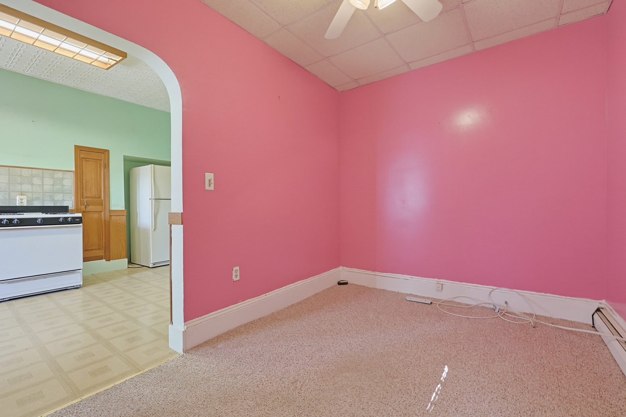 233 Saratoga Street Property Photo 8