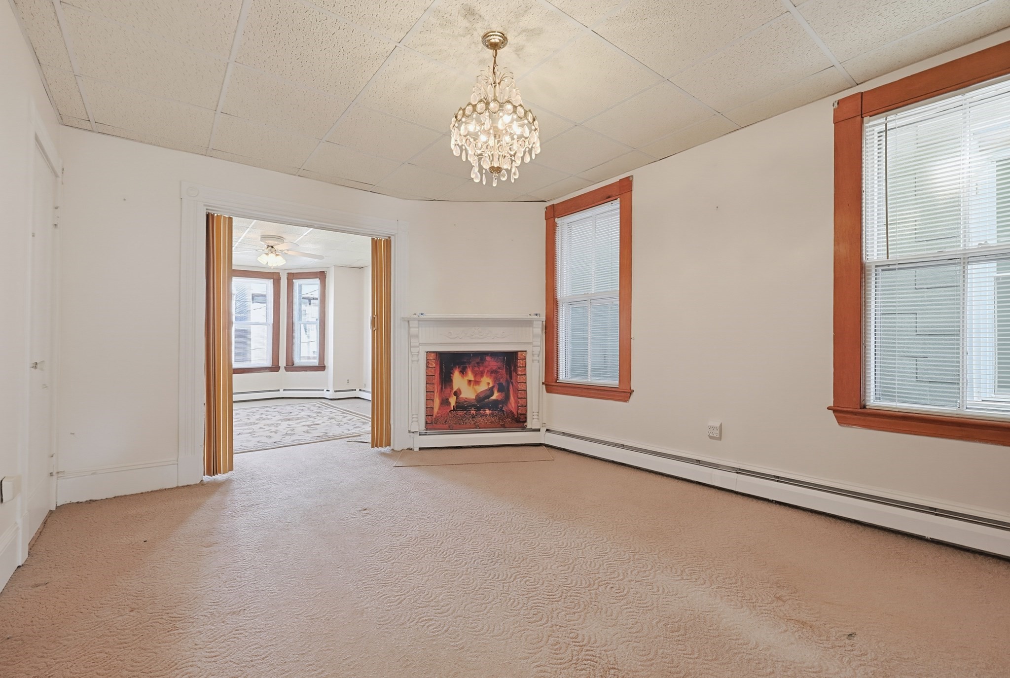 233 Saratoga Street Property Photo 10