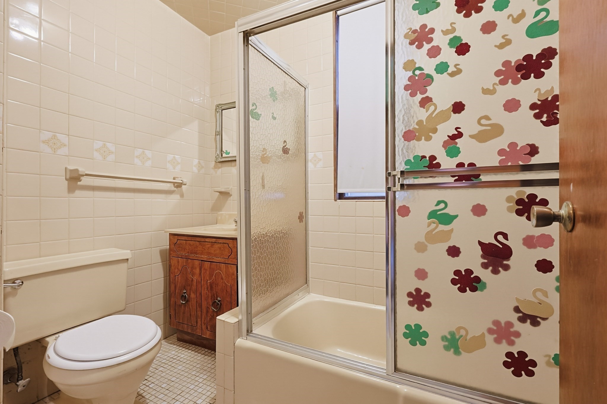 233 Saratoga Street Property Photo 18