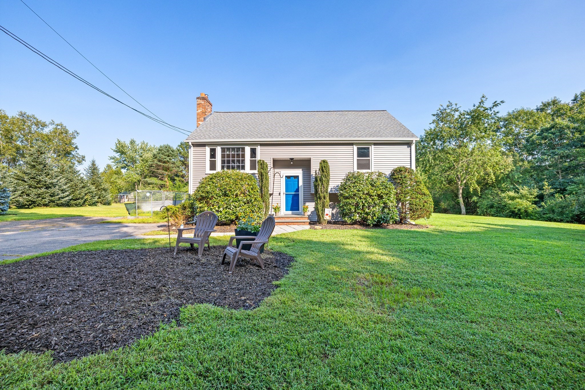 129 Forest St Property Photo 1
