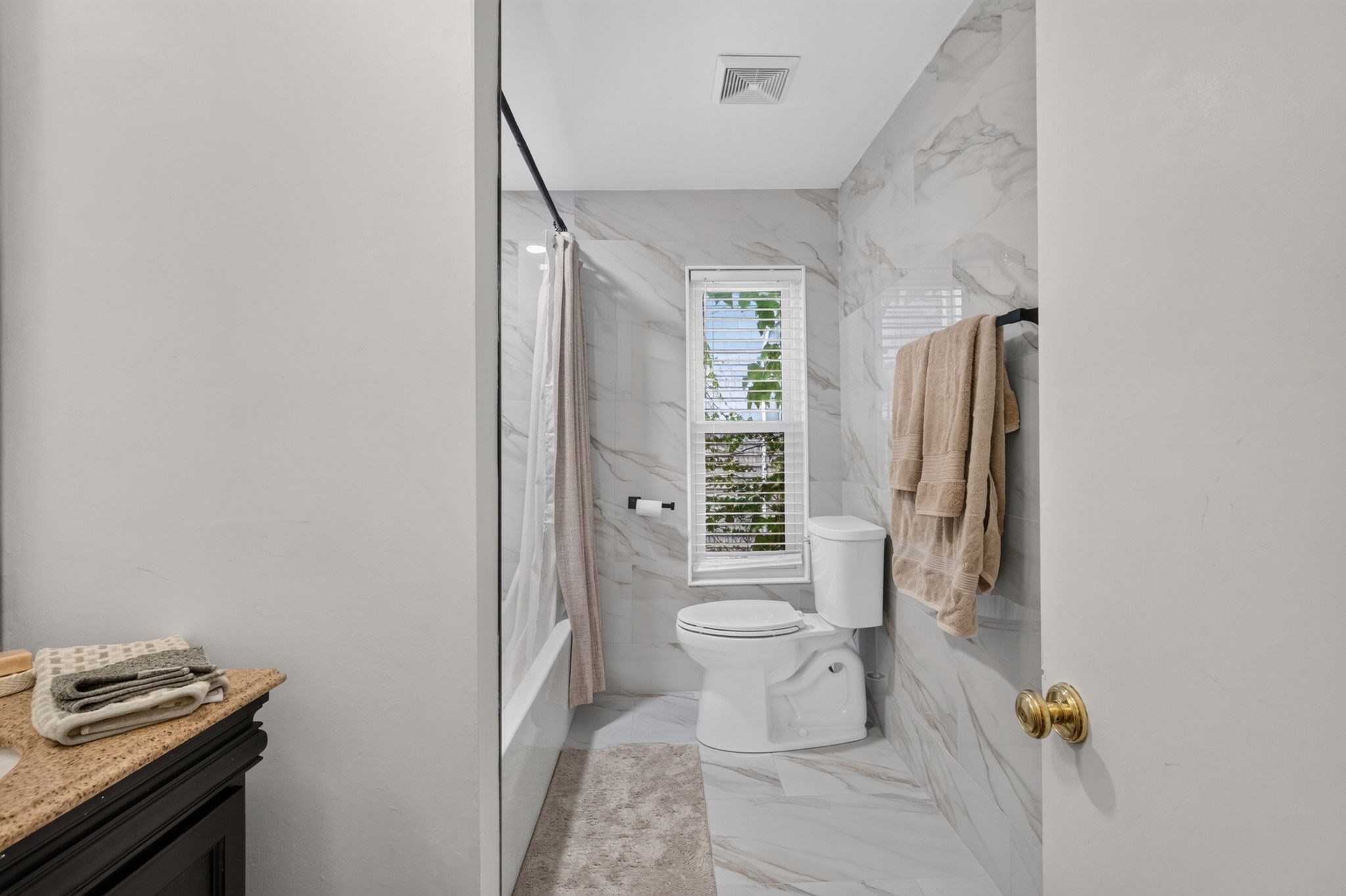 65 Howard St # 2 Property Photo 7