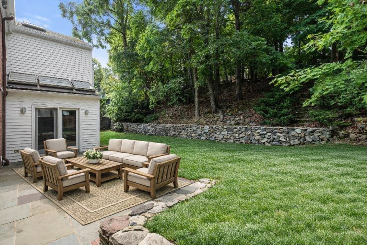 52 Clinton Road Property Photo 29