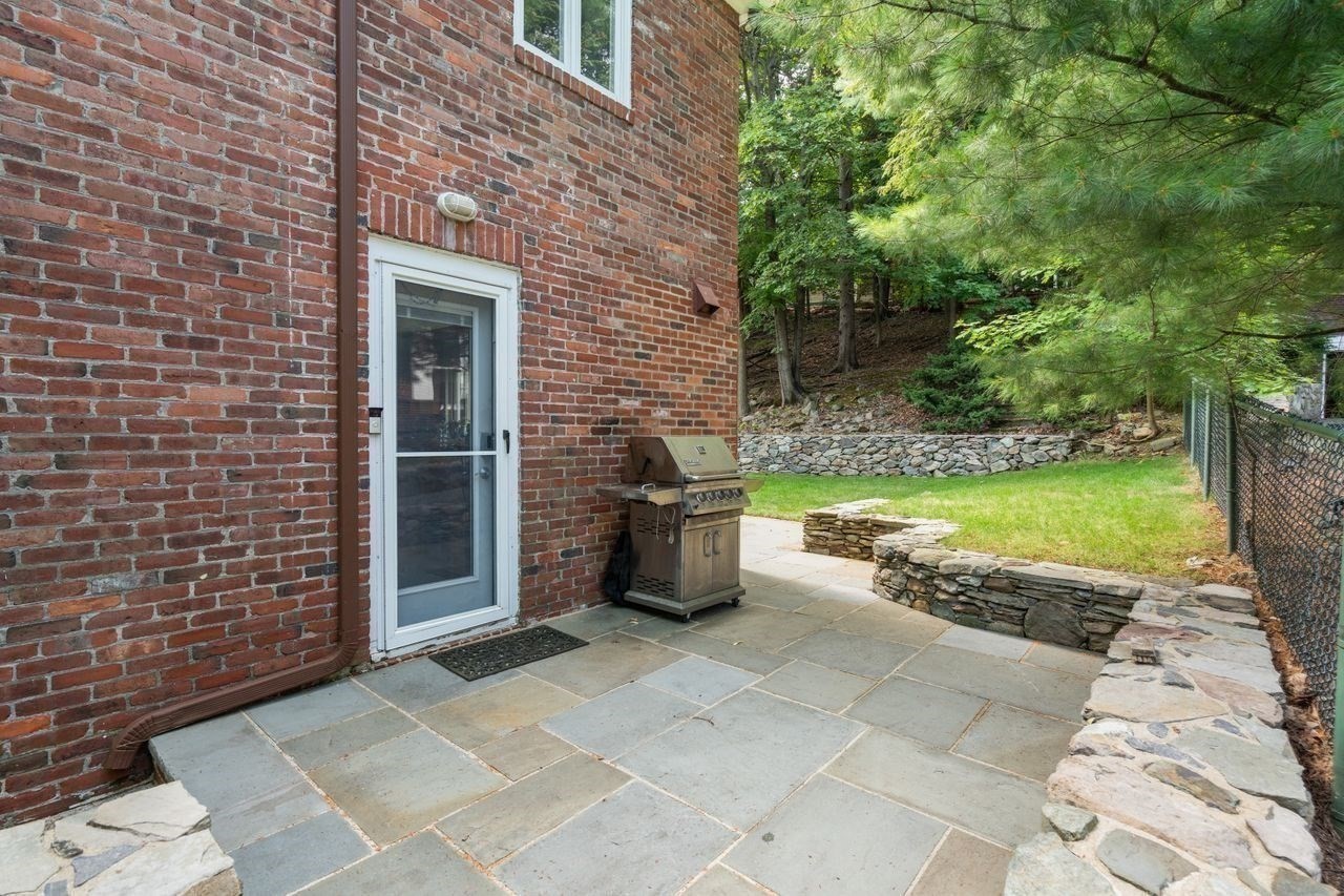 52 Clinton Road Property Photo 30