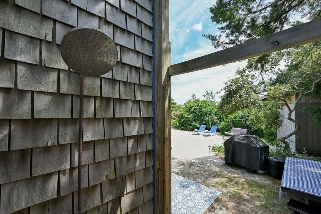 34 North Shore Blvd Ext Property Photo 19