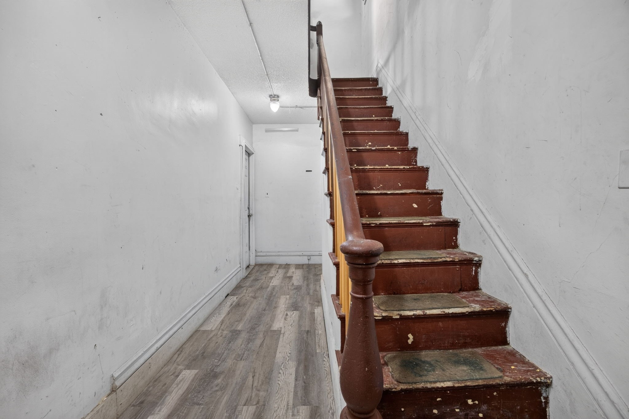 37 Fourth St Property Photo 8