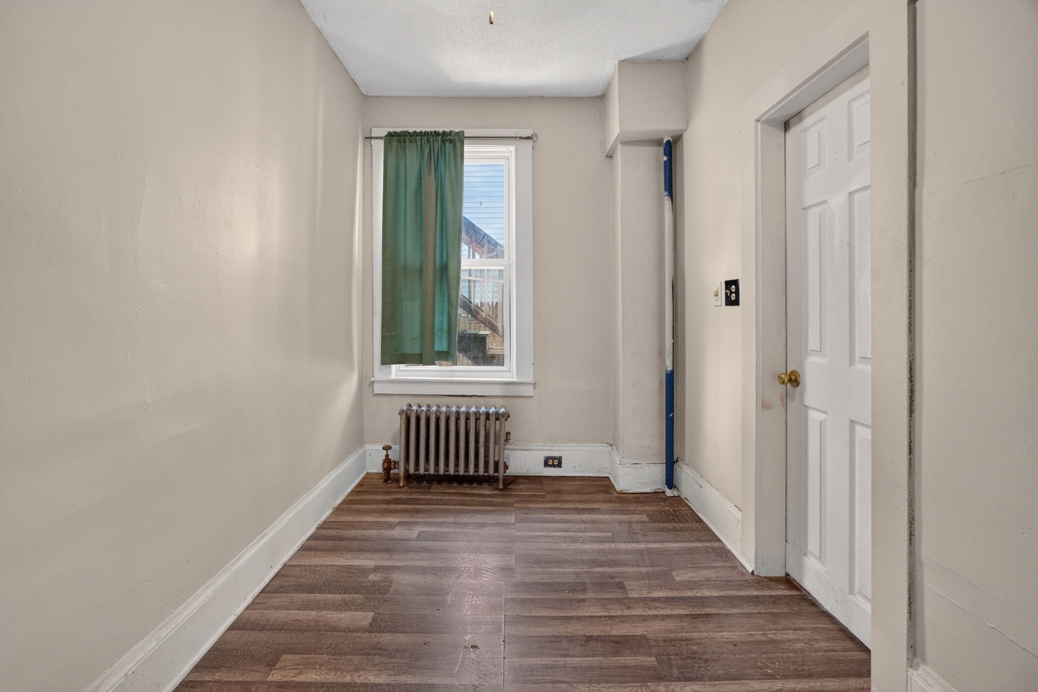37 Fourth St Property Photo 17