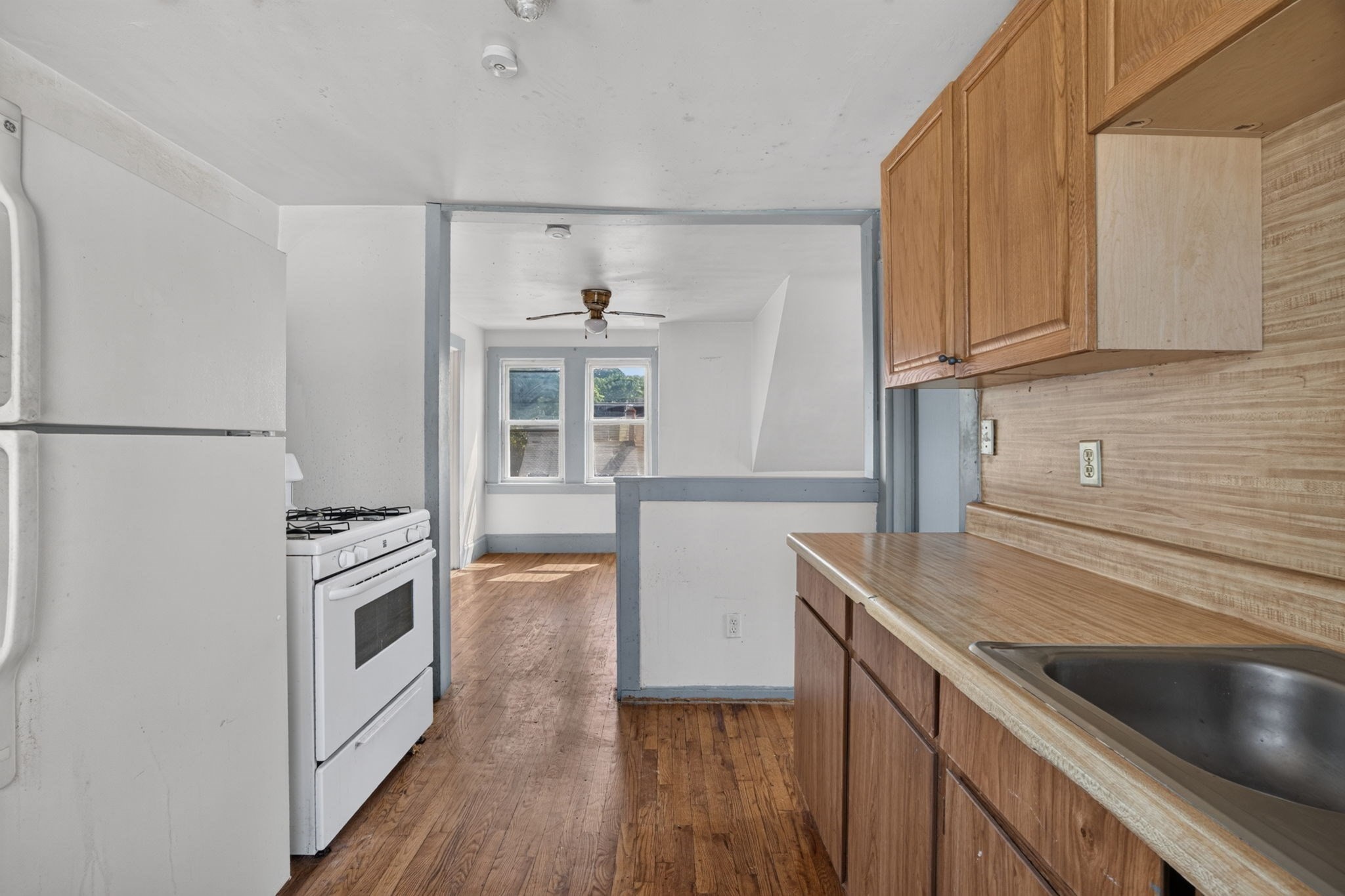 37 Fourth St Property Photo 33