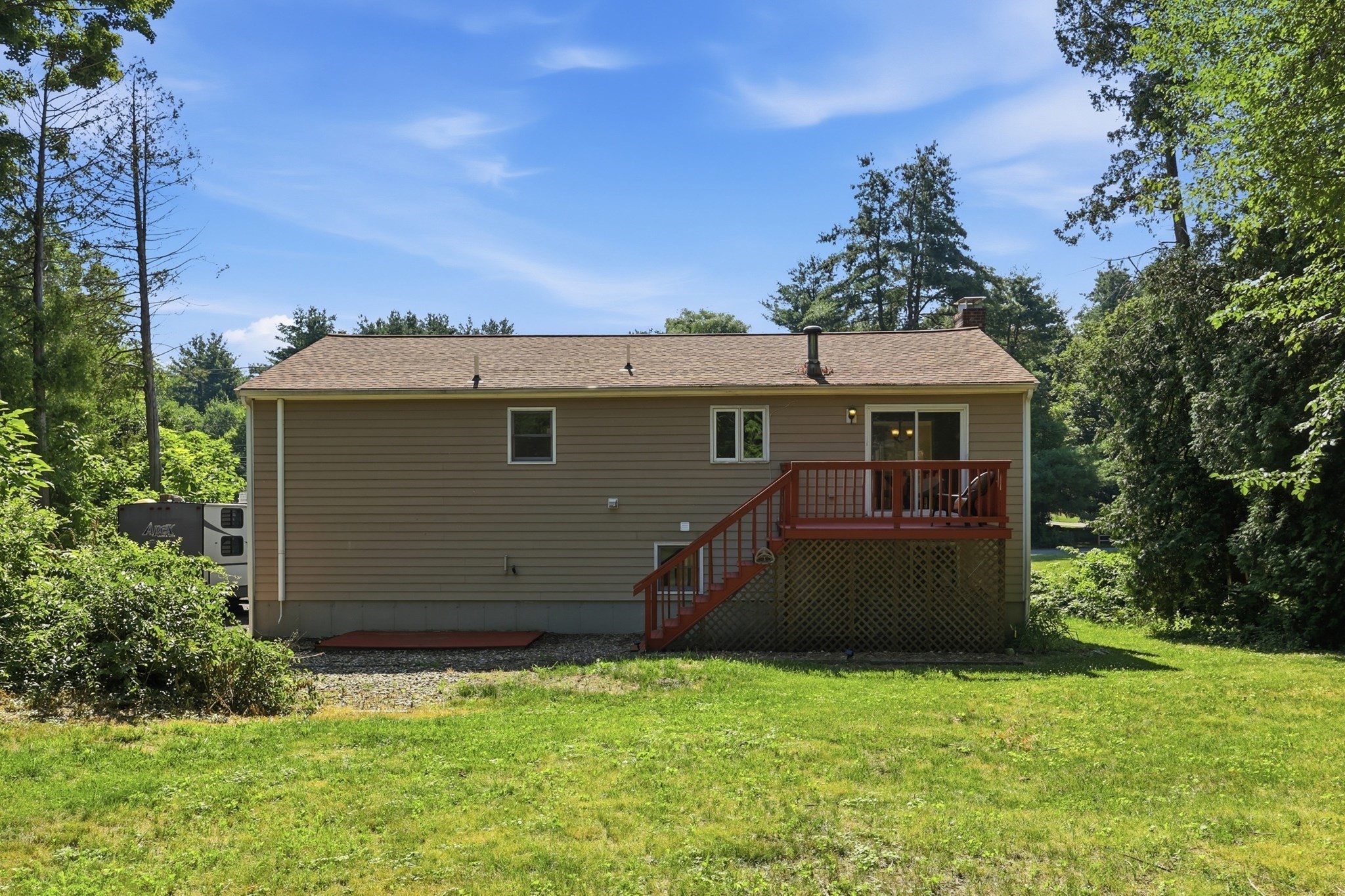 51 Hosmer St Property Photo 32