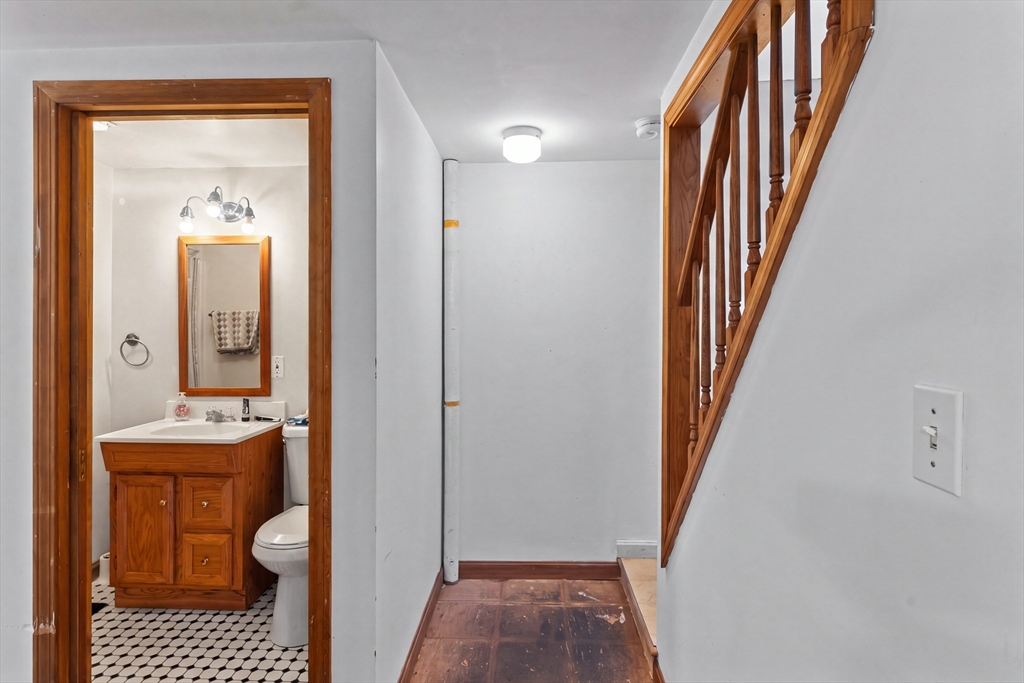 9 Mechanic St Property Photo 12