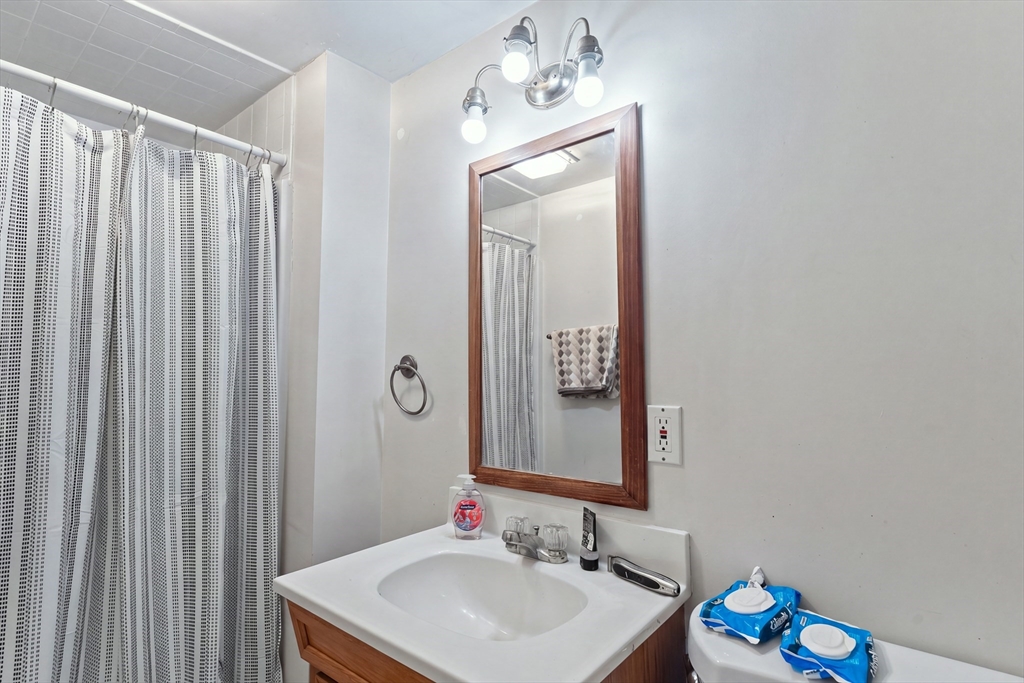 9 Mechanic St Property Photo 14