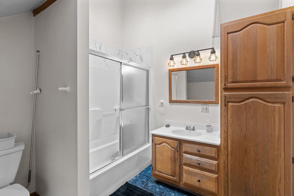 9 Mechanic St Property Photo 15