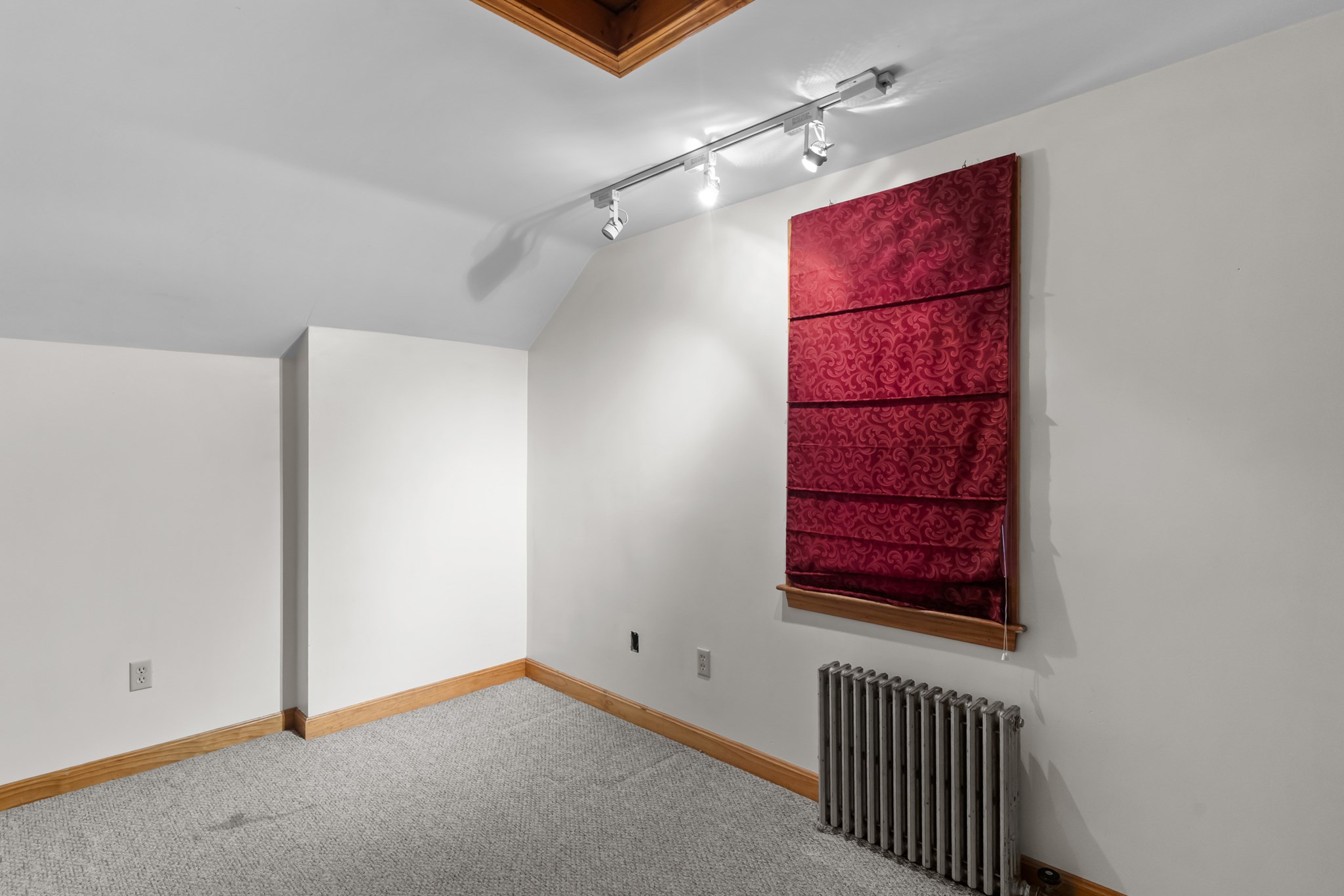 9 Mechanic St Property Photo 24
