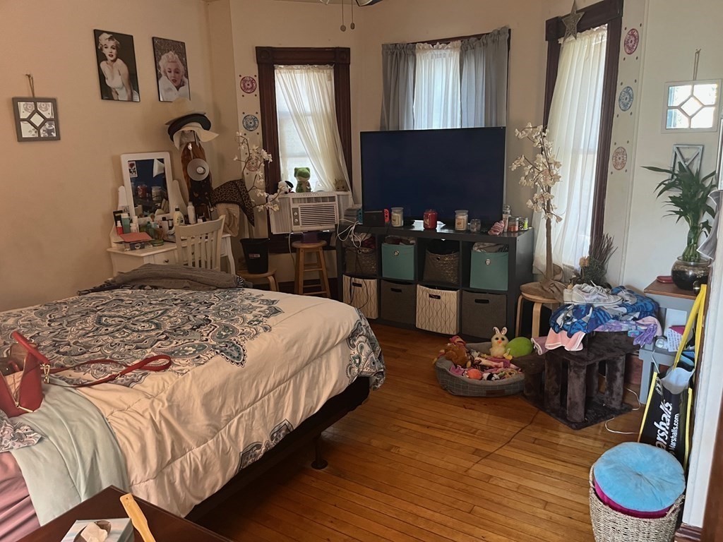 56-58 Devens St Property Photo 23