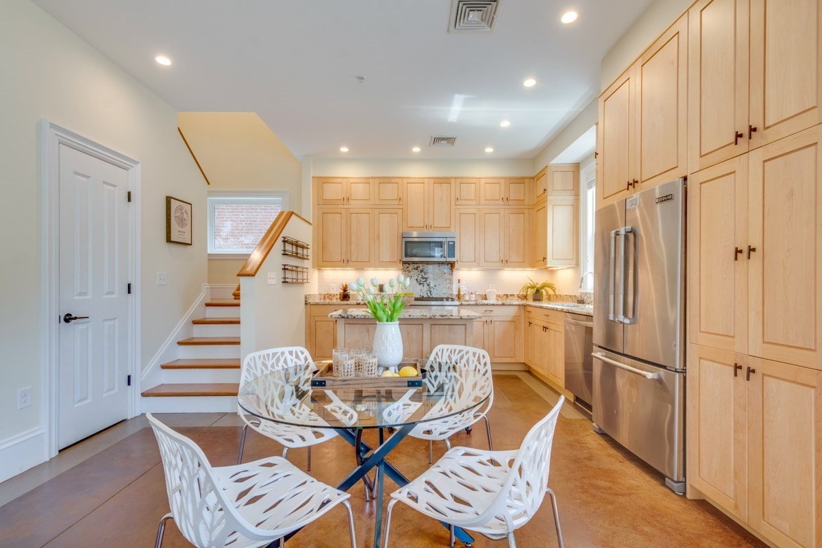 10 Boylston Pl # 10 Property Photo 4