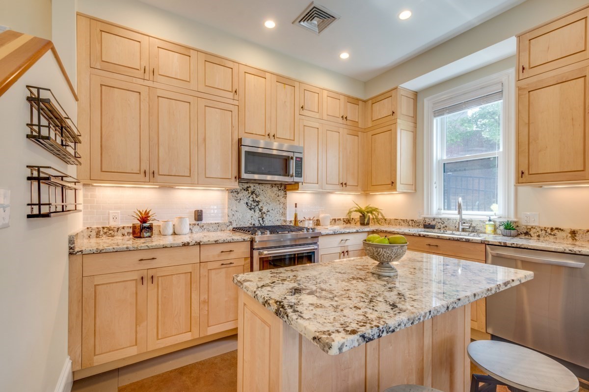 10 Boylston Pl # 10 Property Photo 6