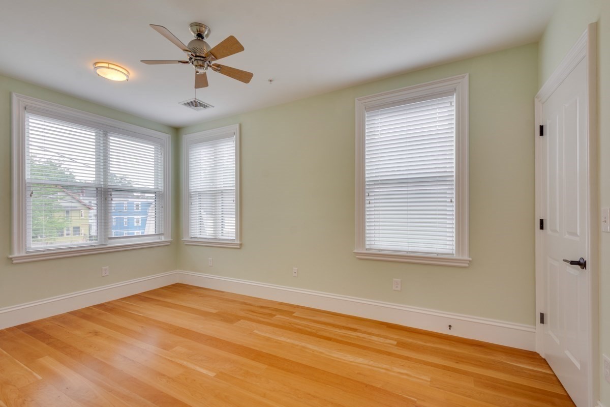 10 Boylston Pl # 10 Property Photo 11