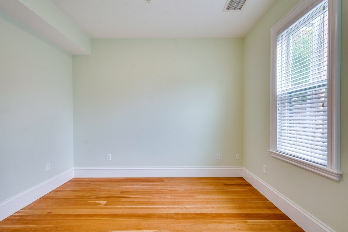 10 Boylston Pl # 10 Property Photo 14