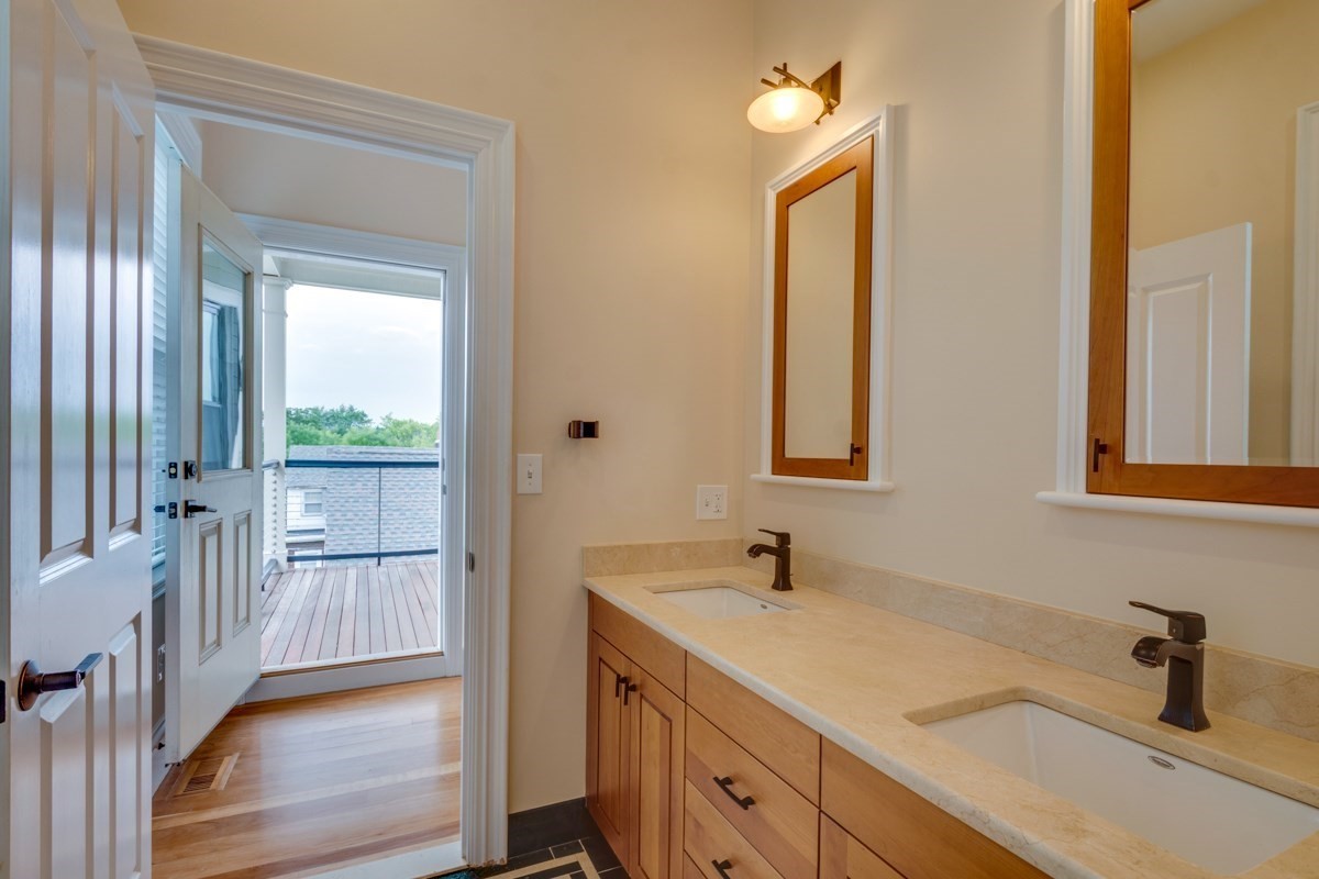 10 Boylston Pl # 10 Property Photo 19