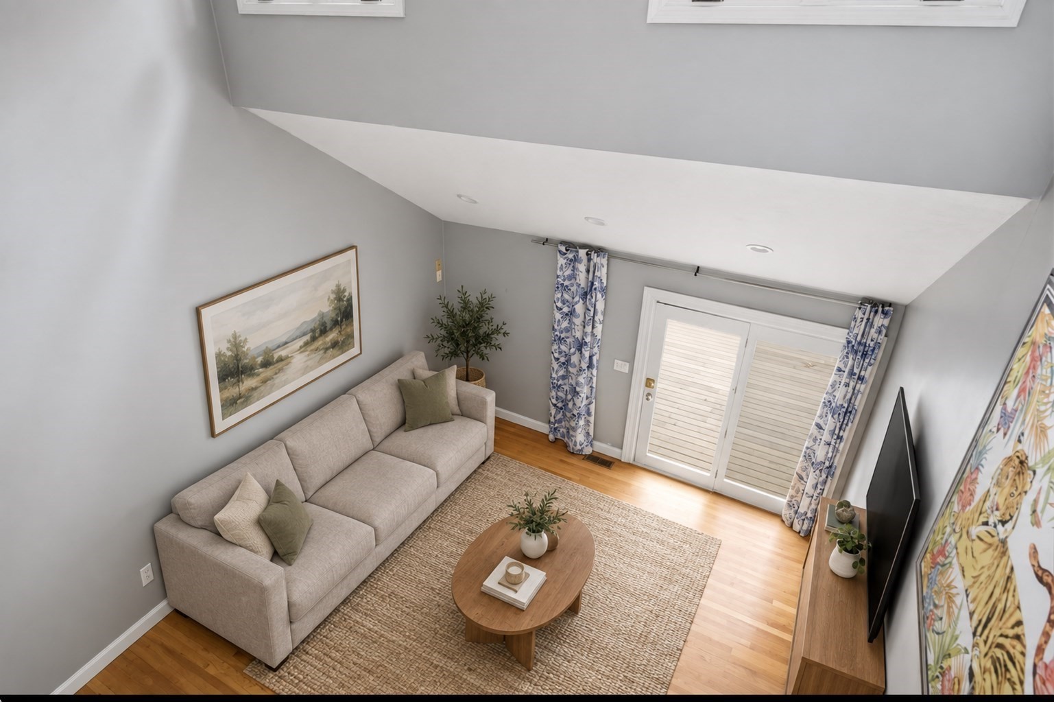 247 Hampstead St Property Photo 8